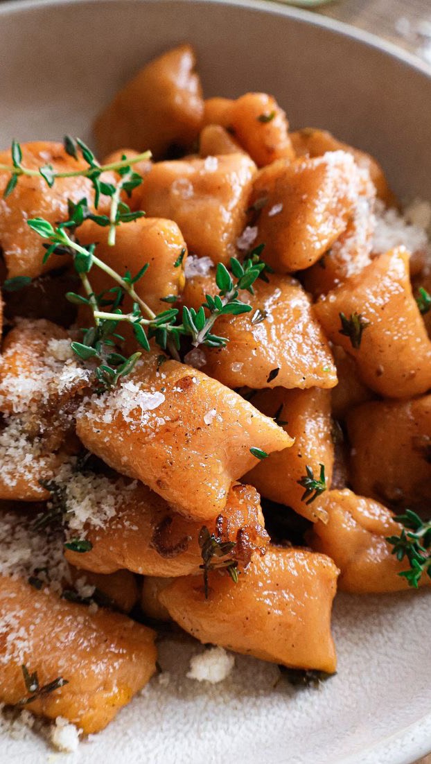 Poêlée de gnocchis patate douce et champignons